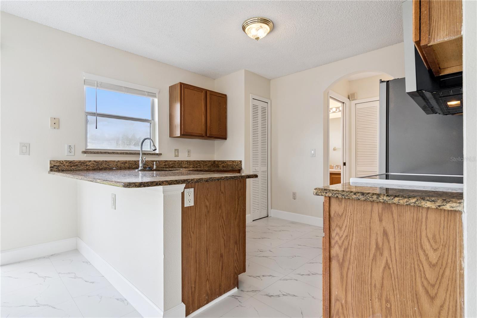 HEATHER GLEN AT MEADOW WOODS - Residential