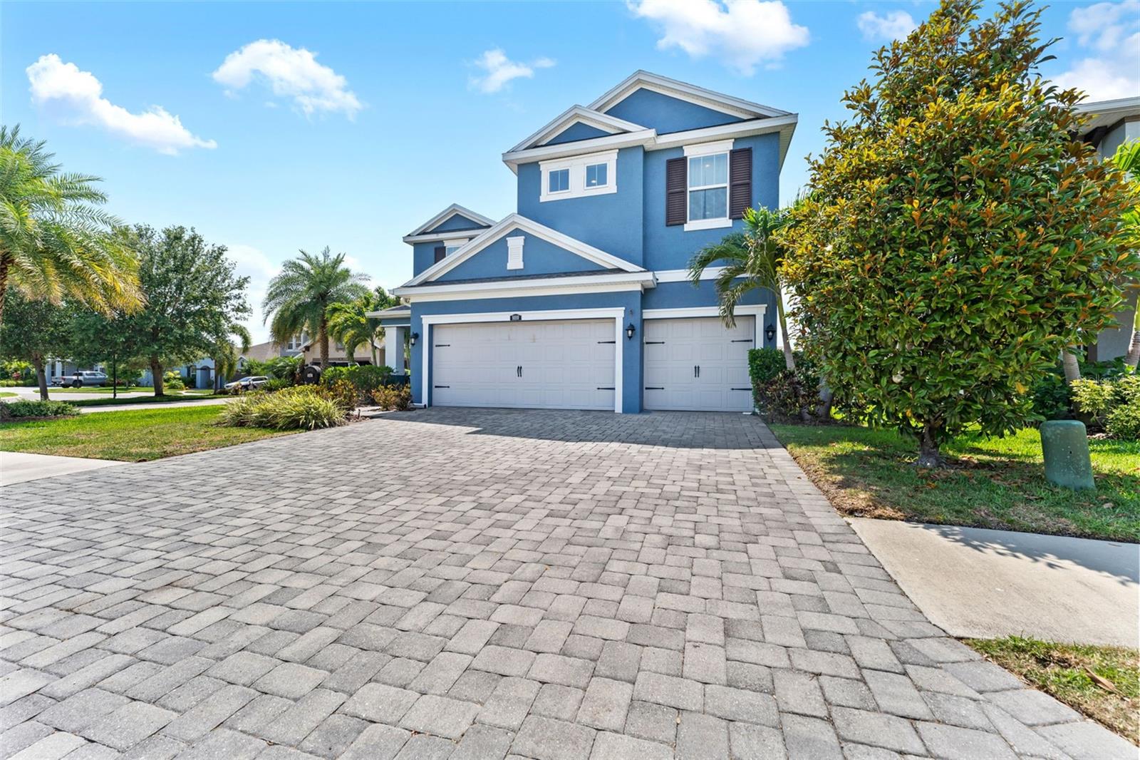 8010 RED ORCHARD COURT