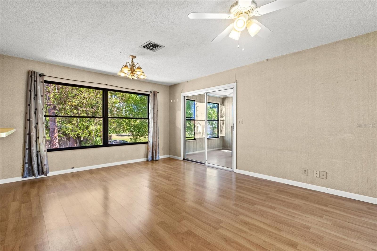 ACREAGE & UNREC - Residential