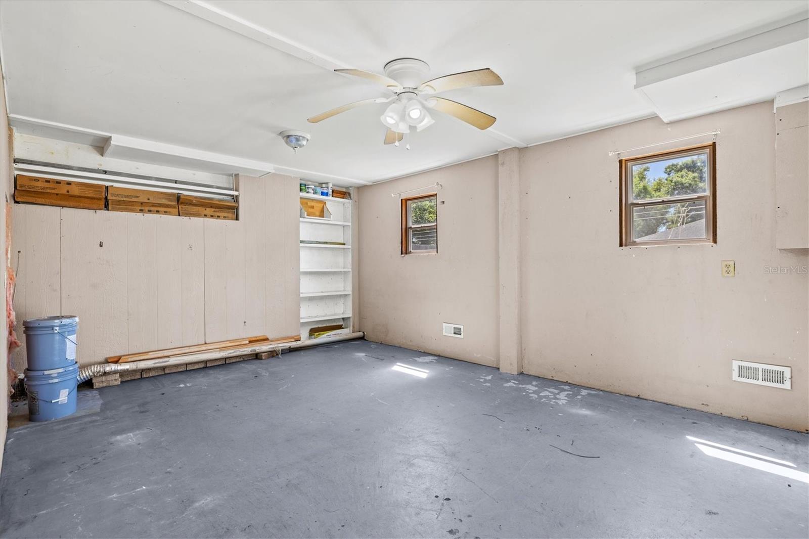 ACREAGE & UNREC - Residential