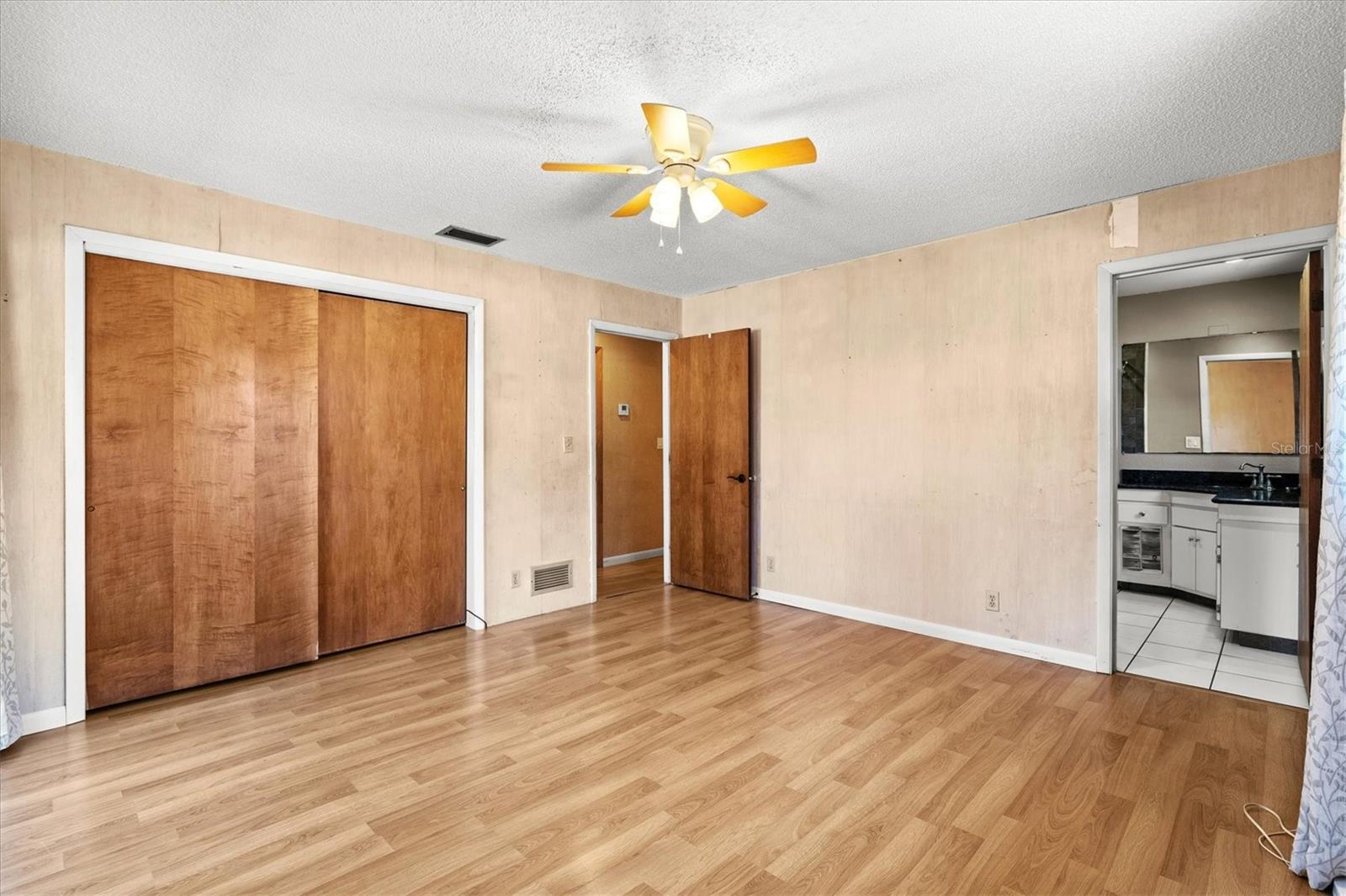 ACREAGE & UNREC - Residential