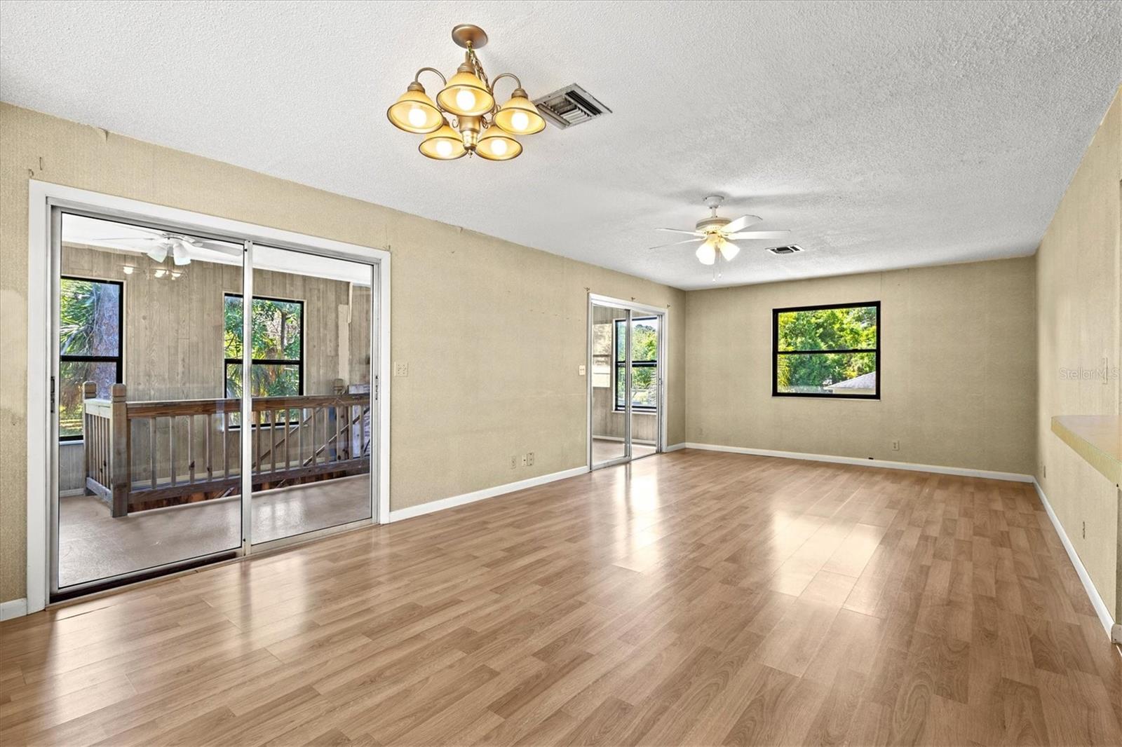 ACREAGE & UNREC - Residential