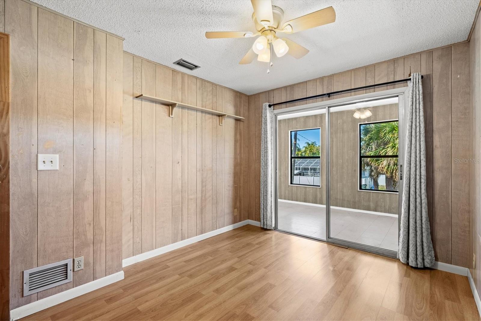 ACREAGE & UNREC - Residential