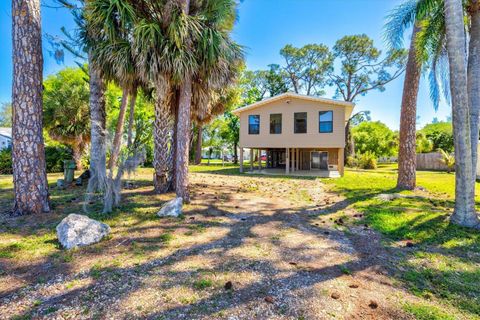 1312 TWIN LAKES AVENUE NOKOMIS FL 34275
