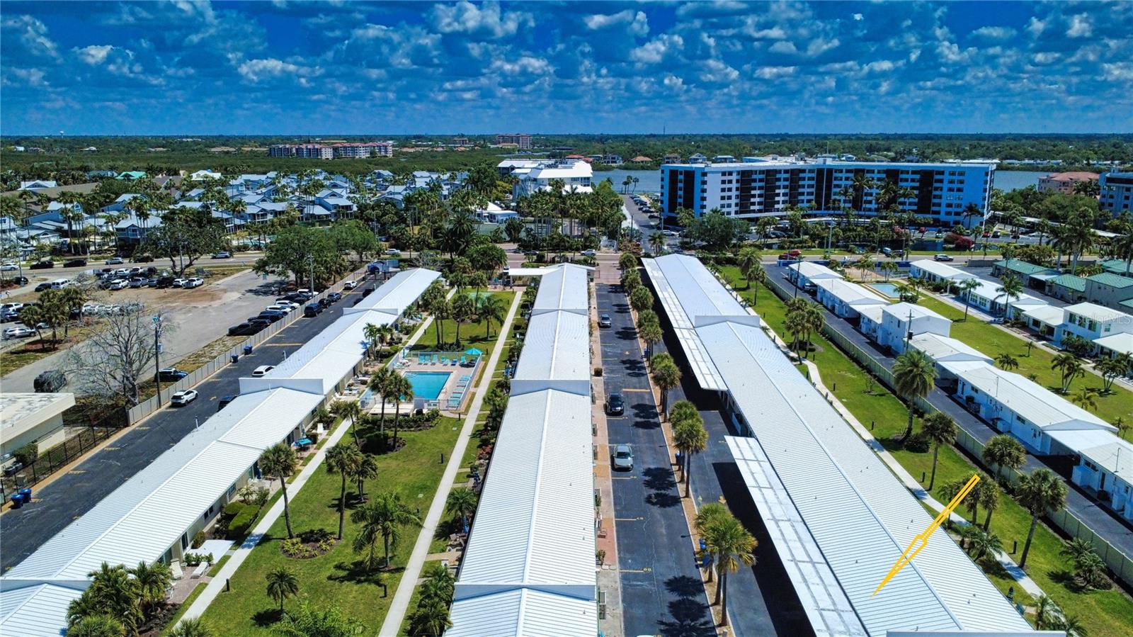 JAMAICA ROYALE - Residential