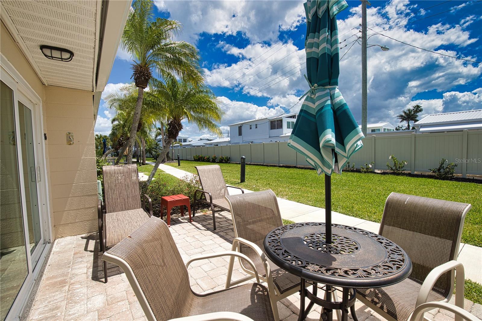 JAMAICA ROYALE - Residential
