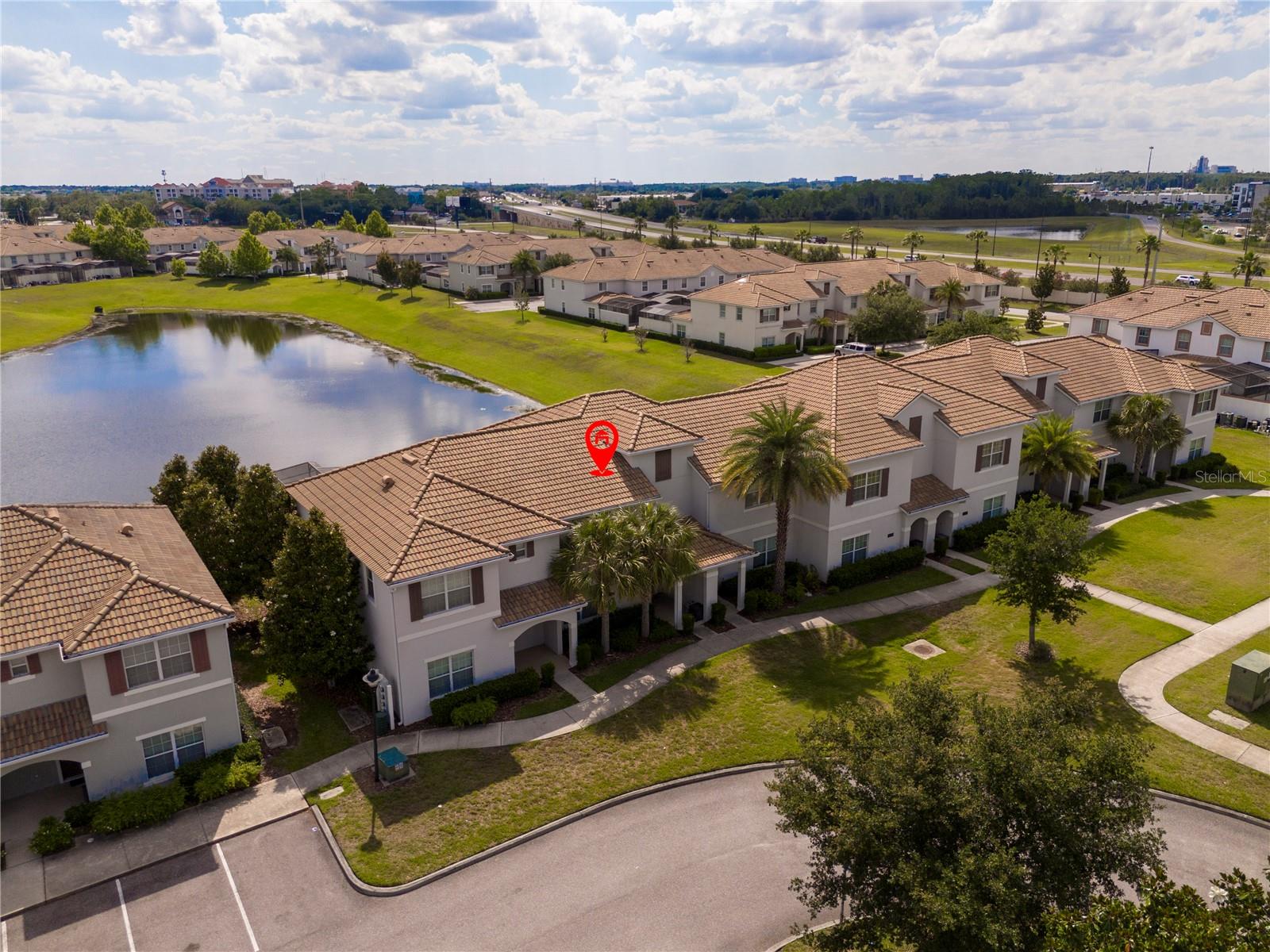 STOREY LAKE - Residential