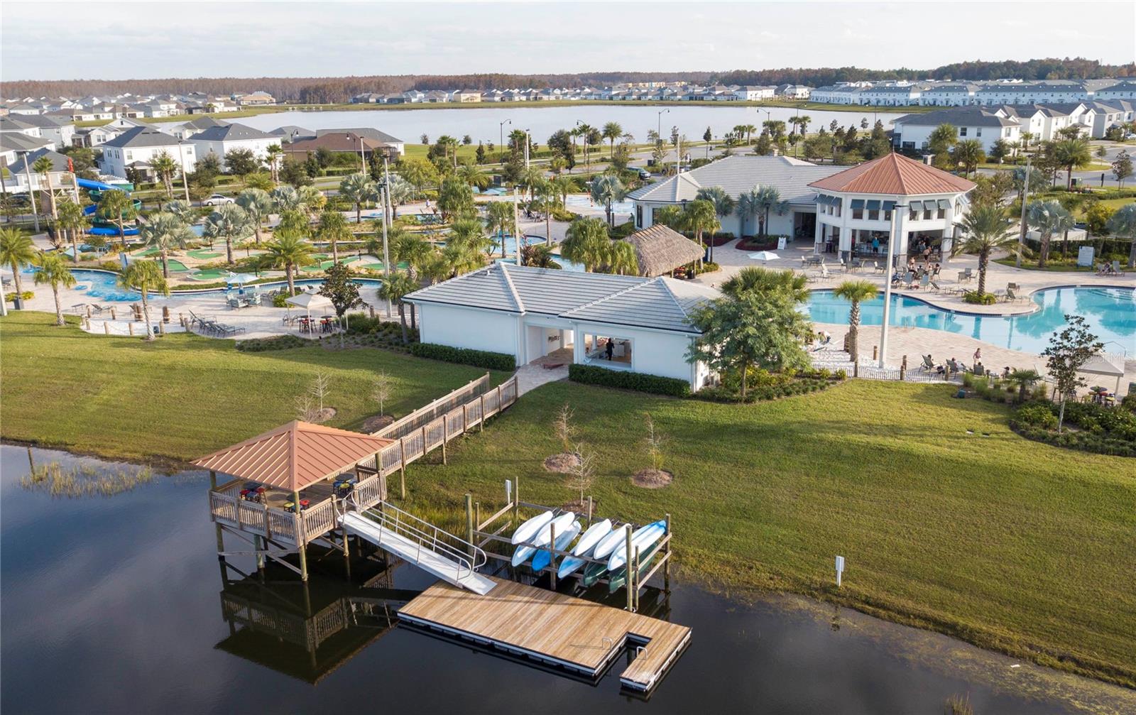 STOREY LAKE - Residential