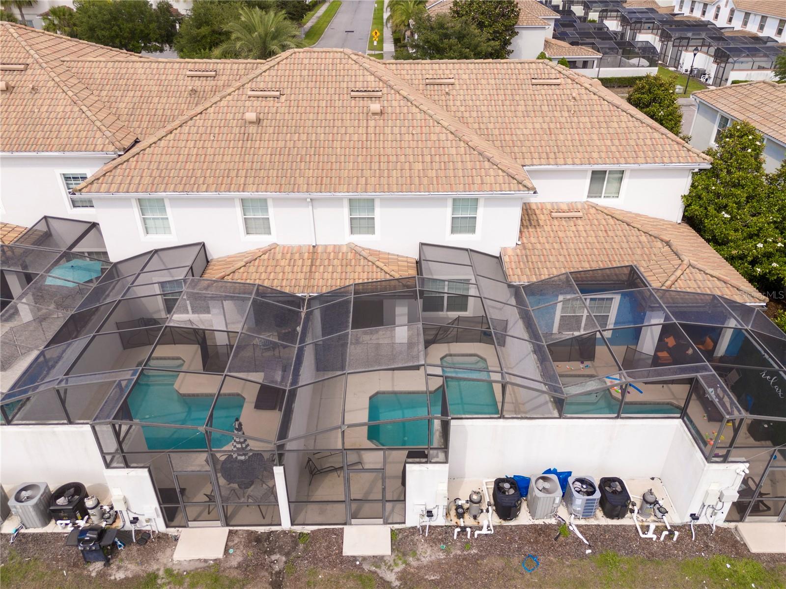 STOREY LAKE - Residential
