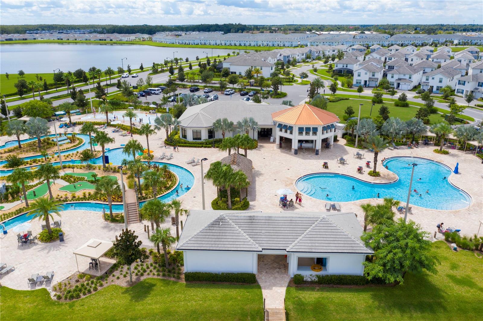 STOREY LAKE - Residential