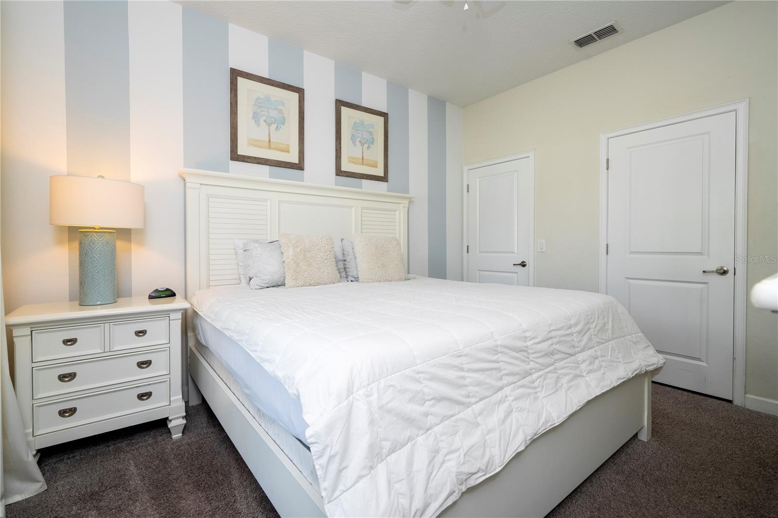 STOREY LAKE - Residential