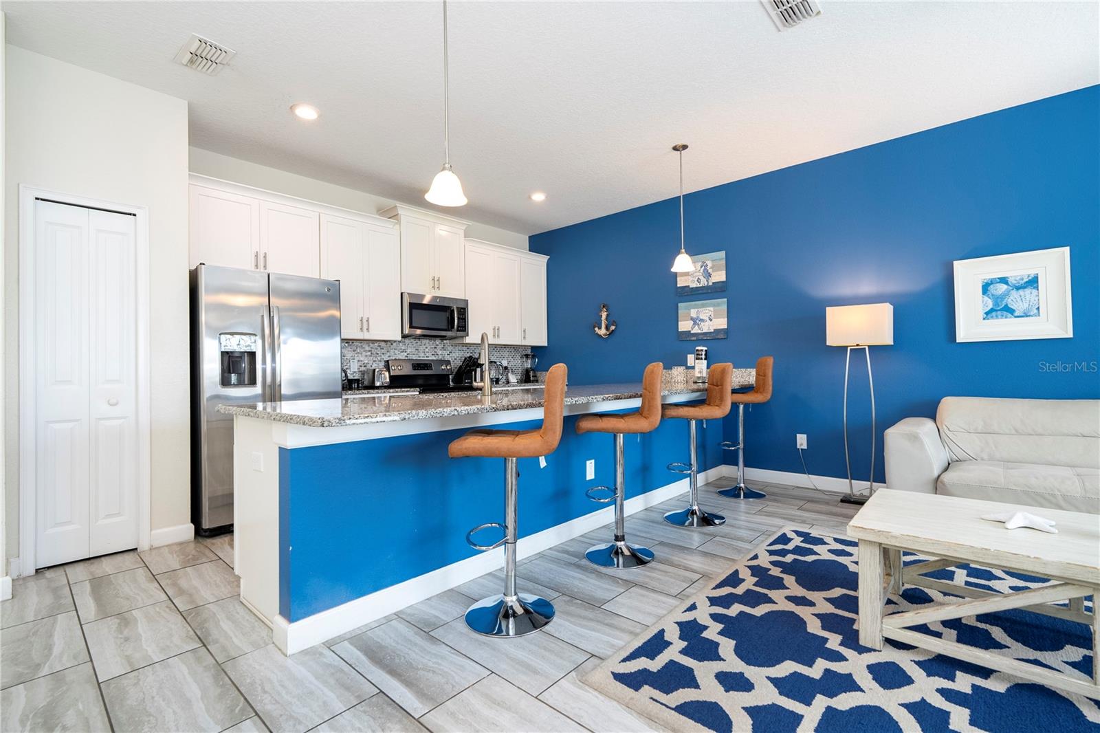 STOREY LAKE - Residential