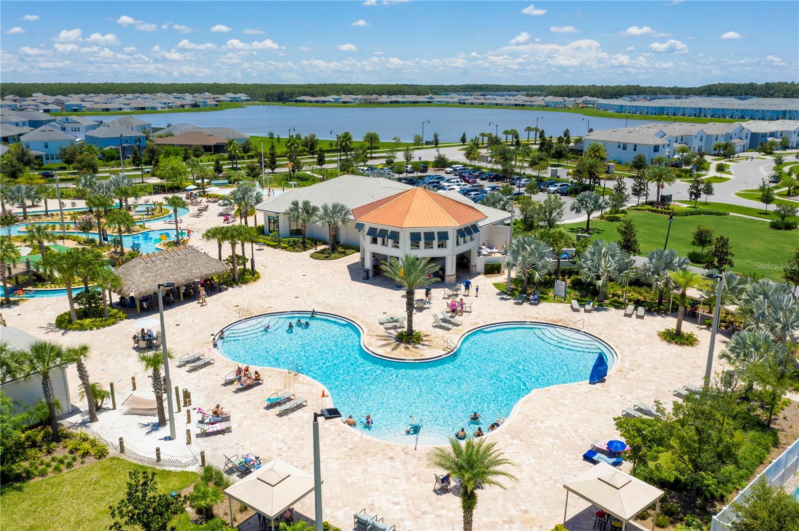STOREY LAKE - Residential