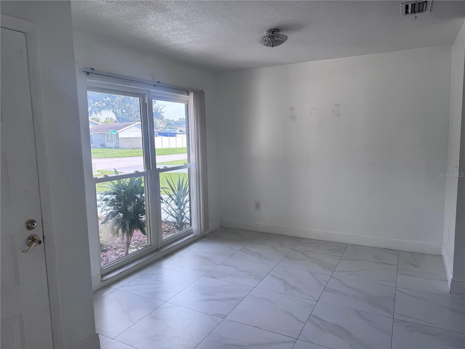5208 CARROLLWOOD MEADOWS DRIVE