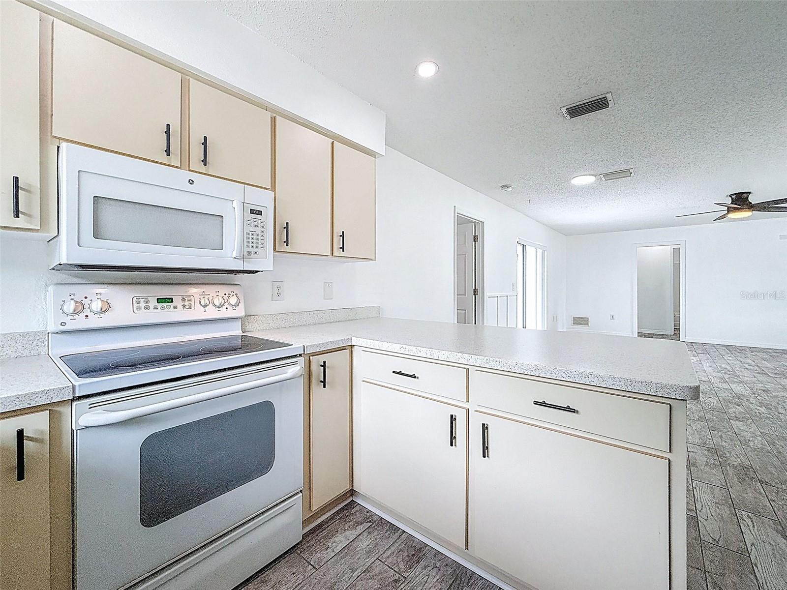 GREEN ACRES - Residential