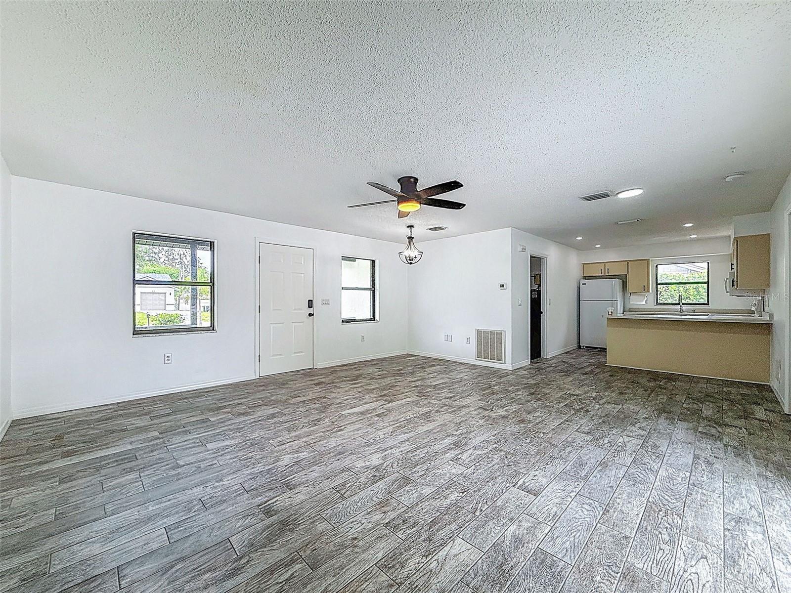 GREEN ACRES - Residential