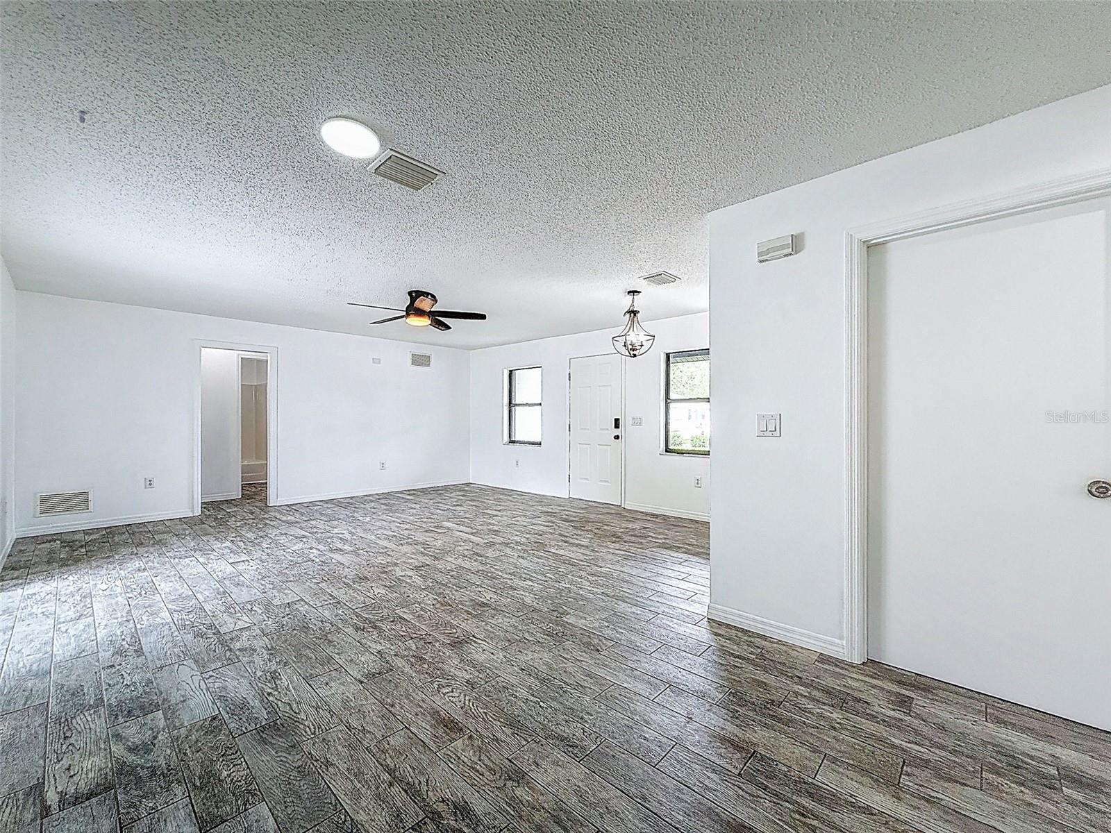 GREEN ACRES - Residential