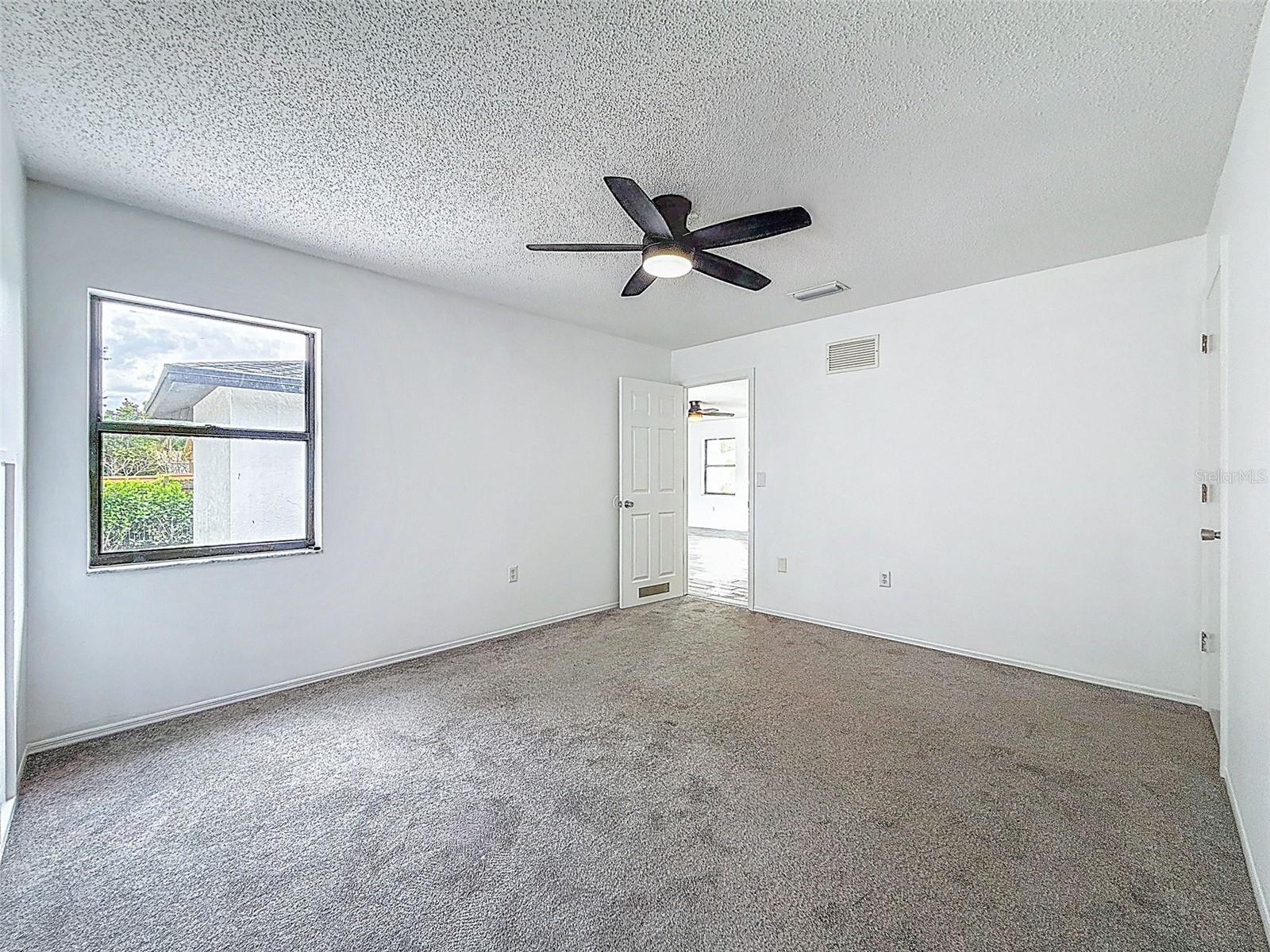 GREEN ACRES - Residential