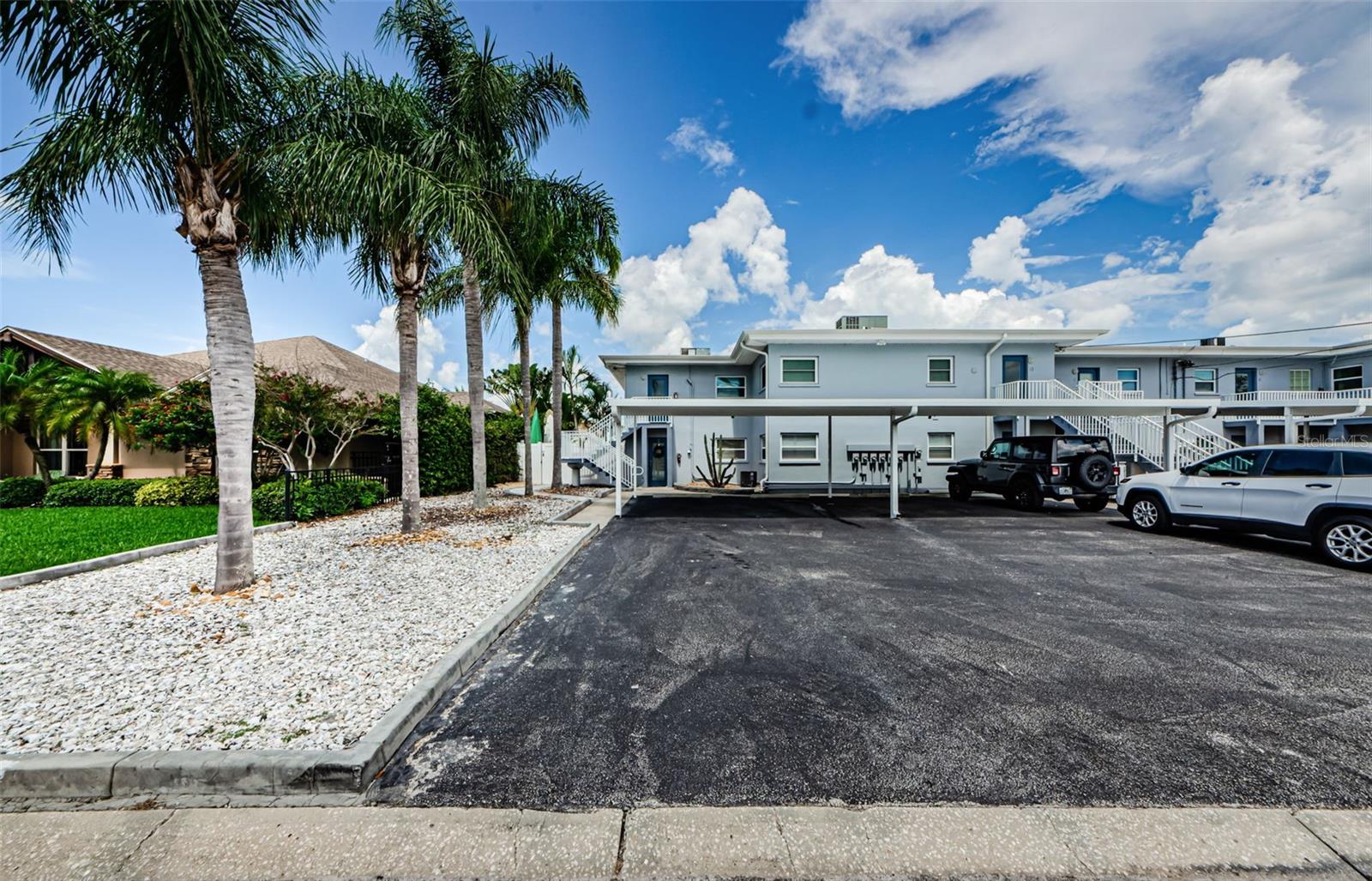 HARBOR VILLAS AT DUNEDIN - Residential Lease