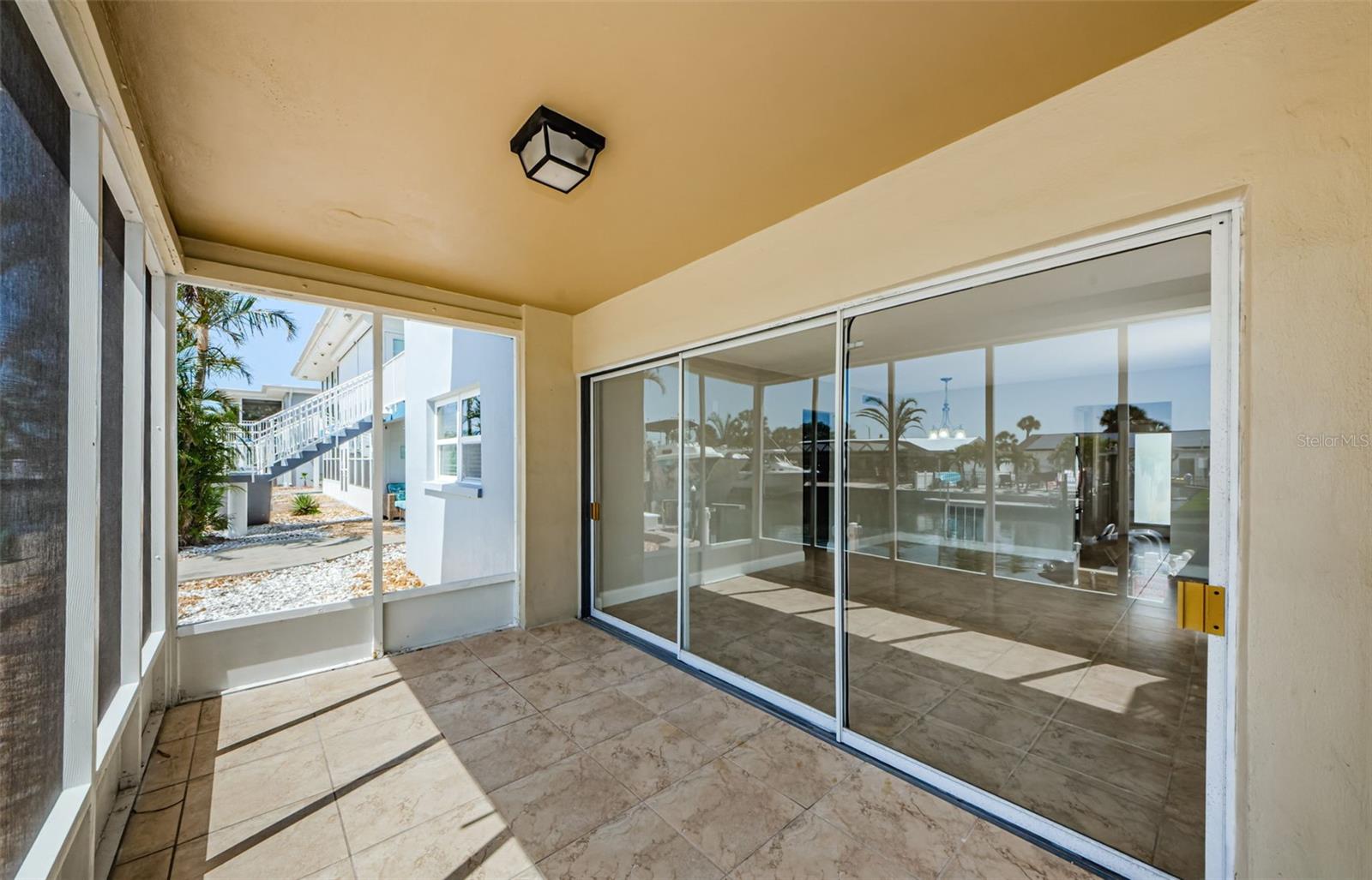HARBOR VILLAS AT DUNEDIN - Residential Lease