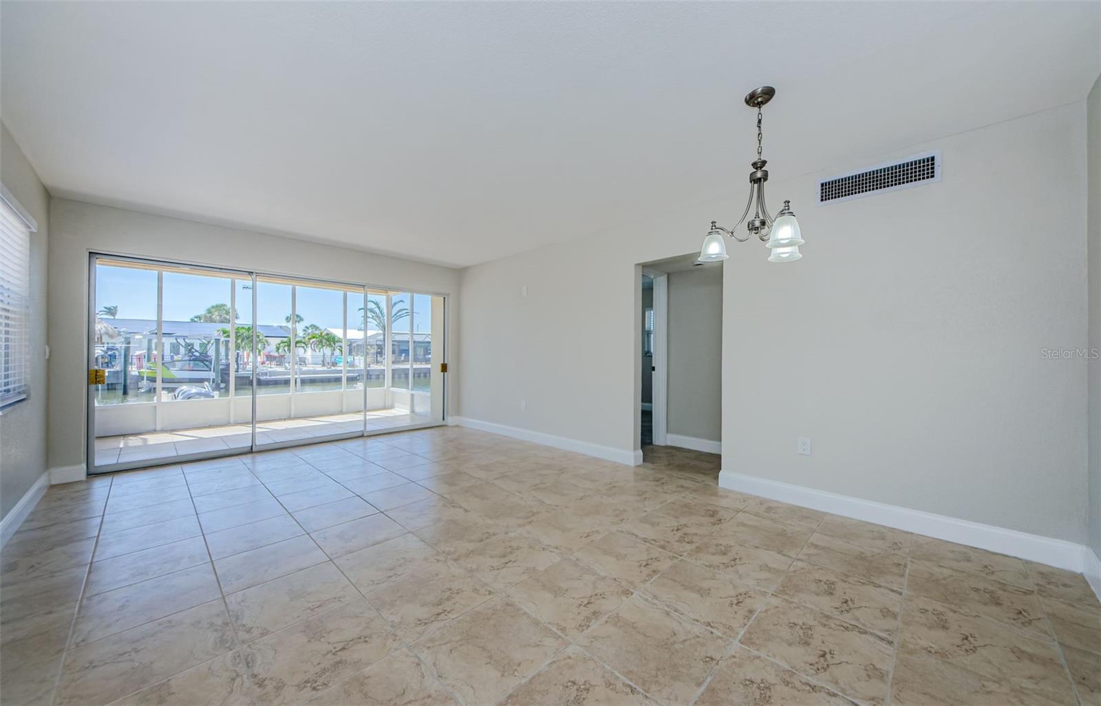 HARBOR VILLAS AT DUNEDIN - Residential Lease
