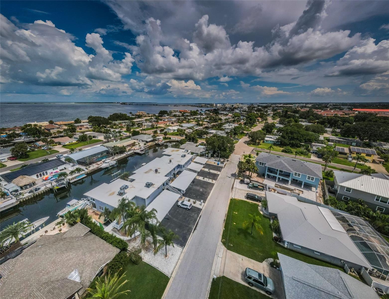 HARBOR VILLAS AT DUNEDIN - Residential Lease
