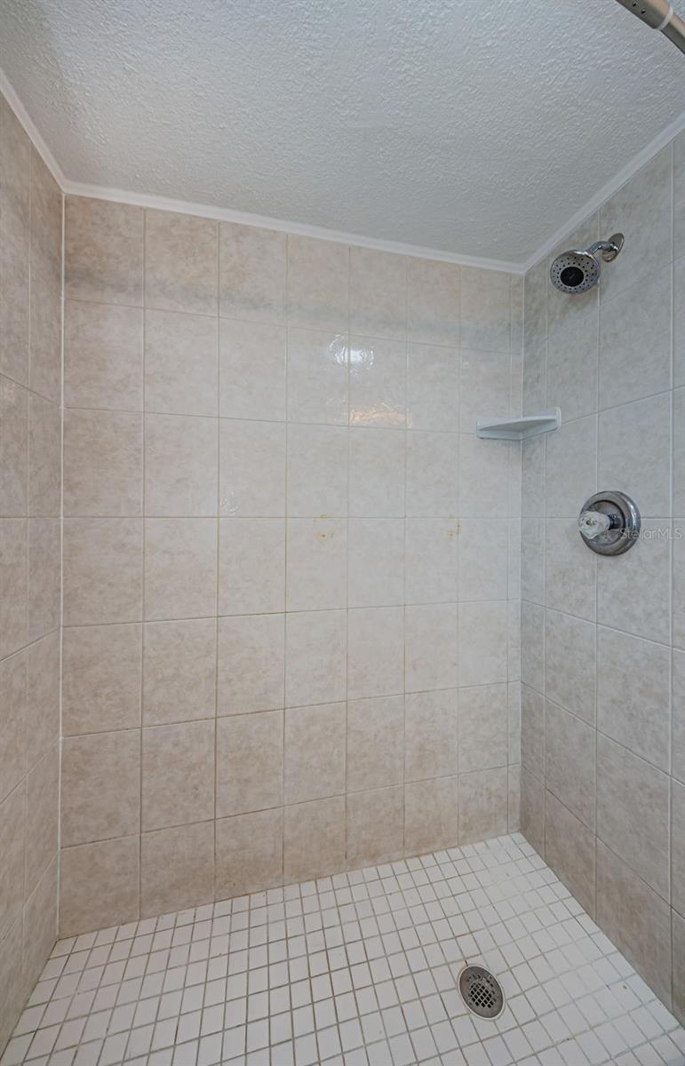 HARBOR VILLAS AT DUNEDIN - Residential Lease