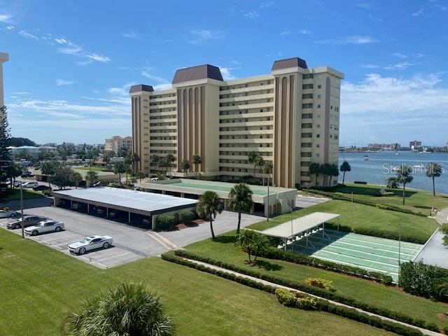 Photo 1 of 24 — 4575 COVE CIR 505, ST PETERSBURG, FL 33708