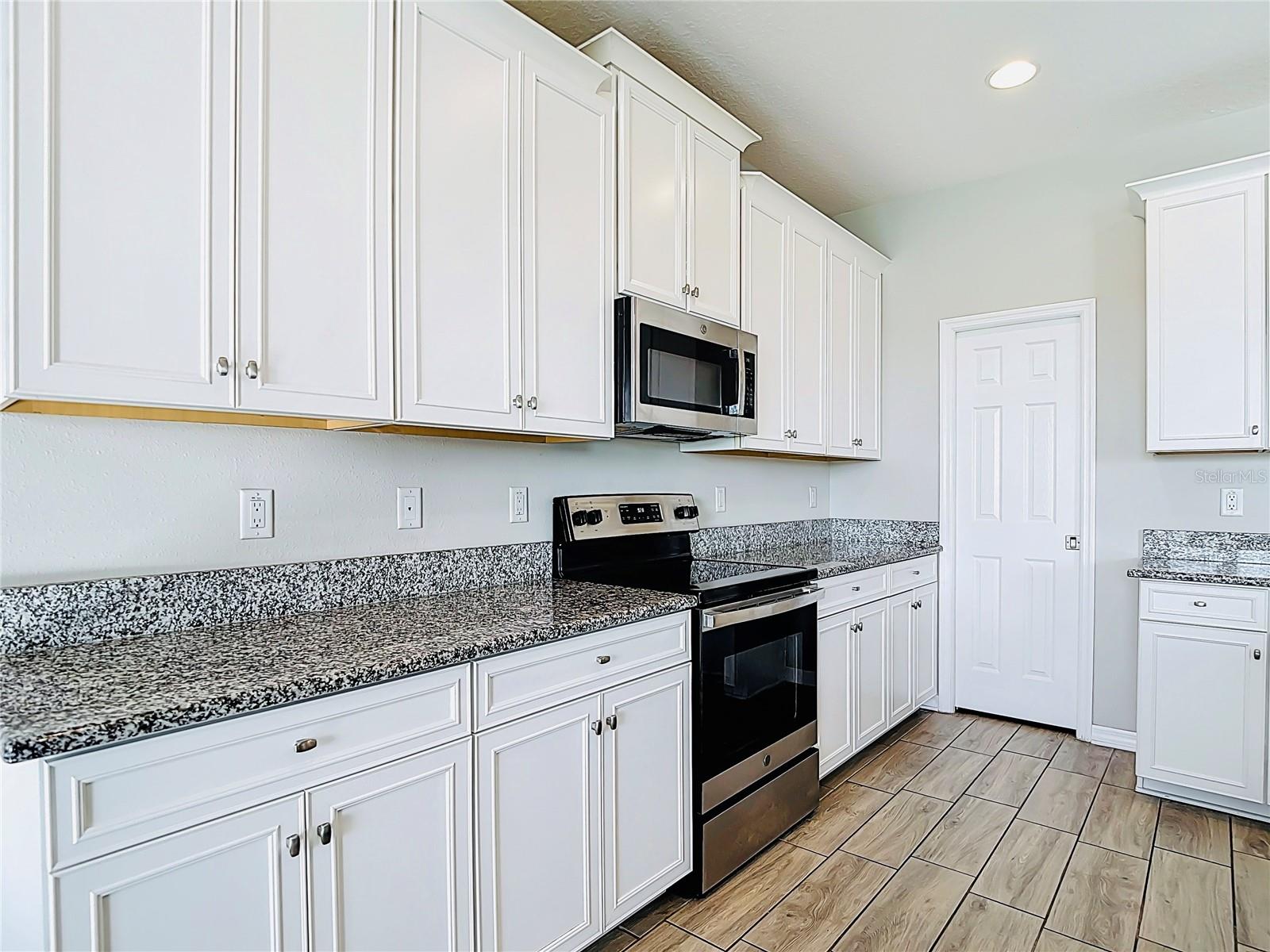COBBLESTONE PH 1 - Residential