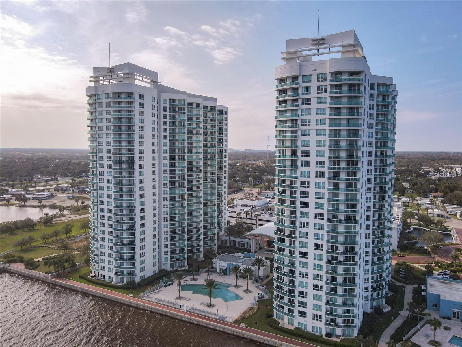 MARINA GRANDE/HALIFAX 01 - Residential