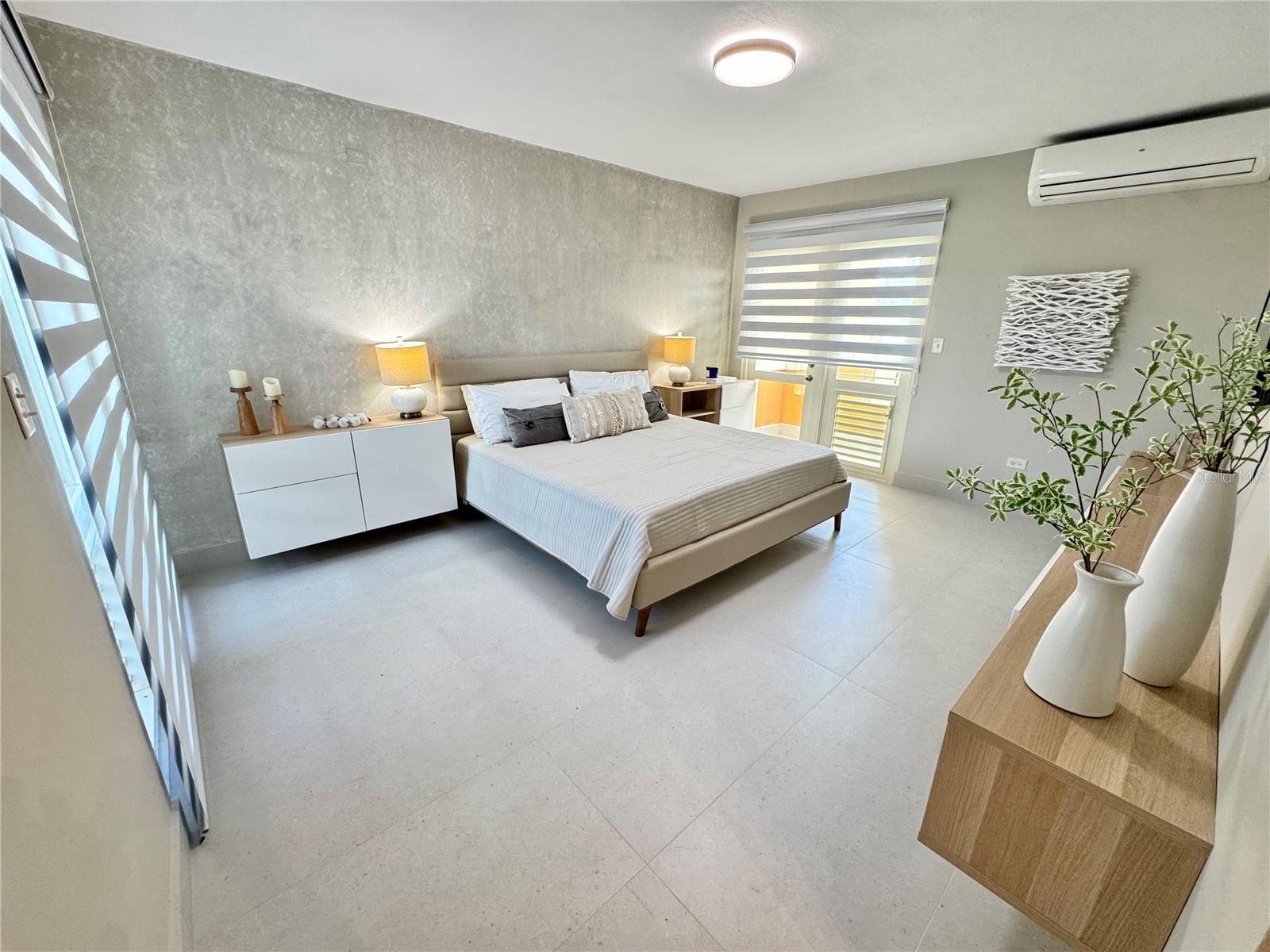 THE WOODS - Residential Lease