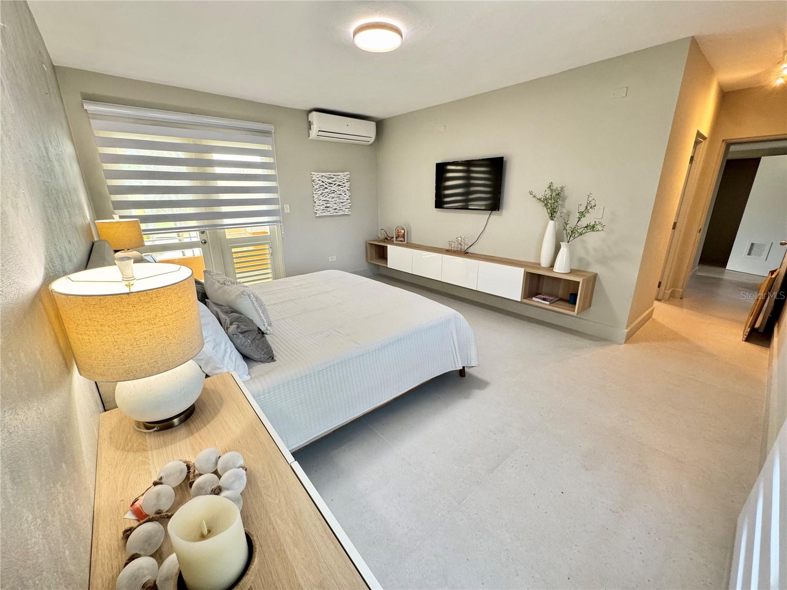 THE WOODS - Residential Lease