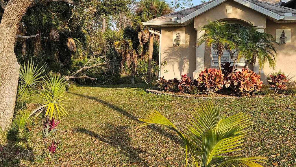 Photo of 21 Par View Place, Rotonda West, FL 33947 (MLS # A4672441)