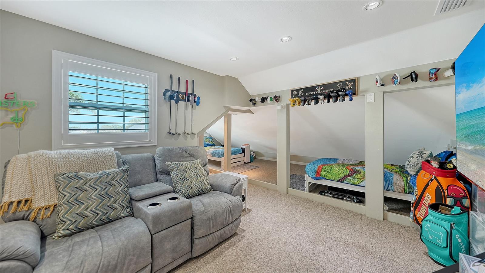 FLAMINGO CAY SECOND UNIT - Residential