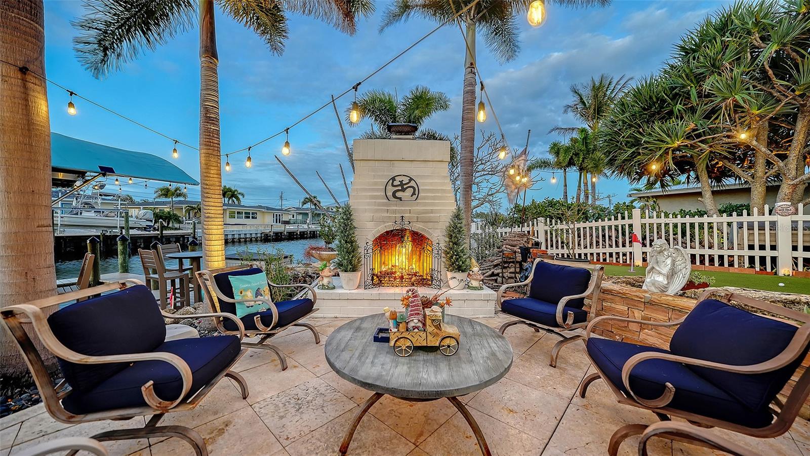 FLAMINGO CAY SECOND UNIT - Residential