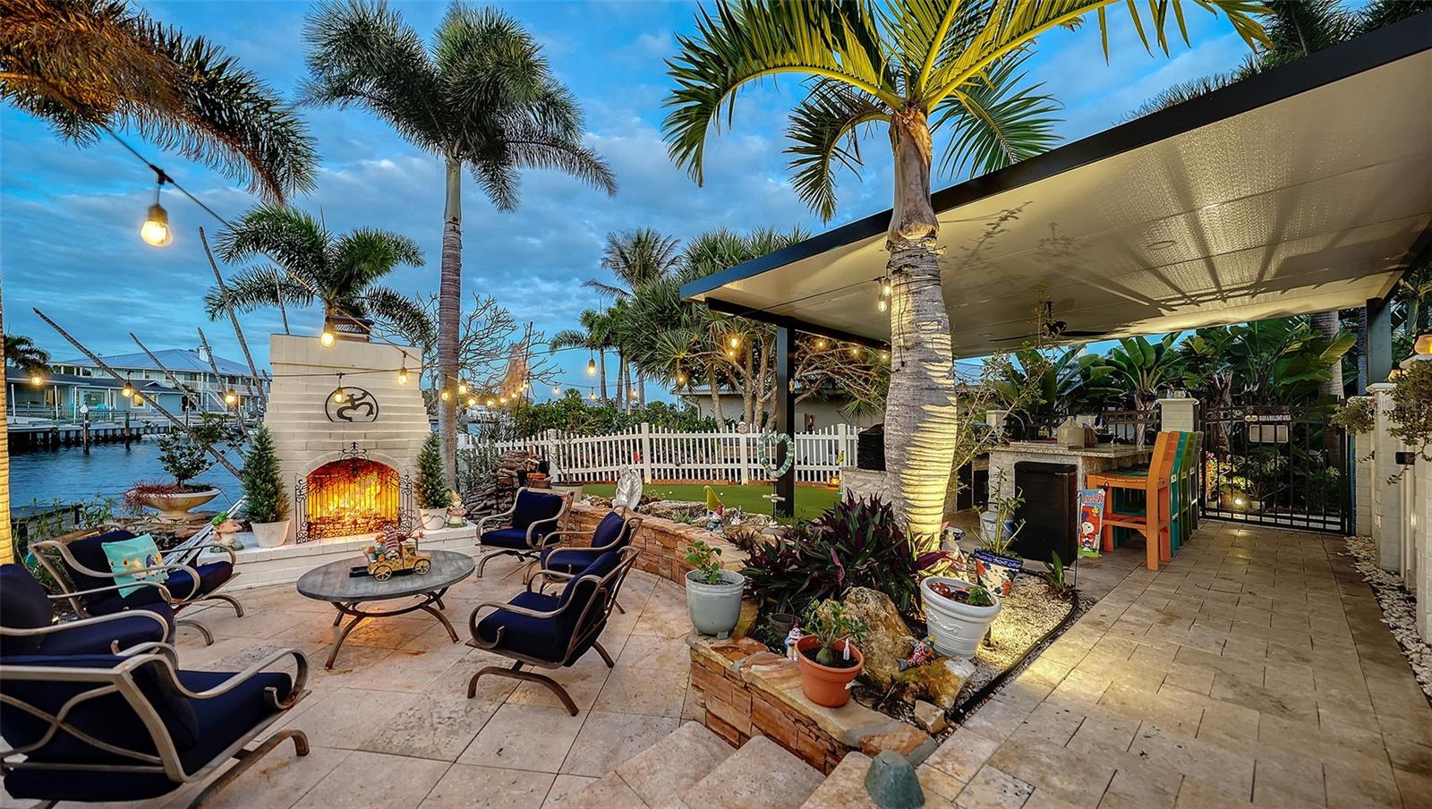 FLAMINGO CAY SECOND UNIT - Residential