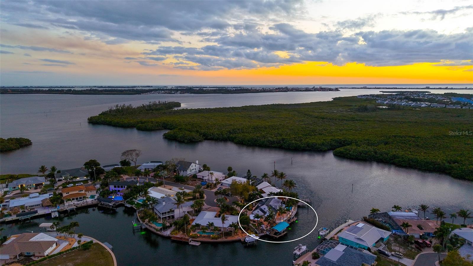 FLAMINGO CAY SECOND UNIT - Residential