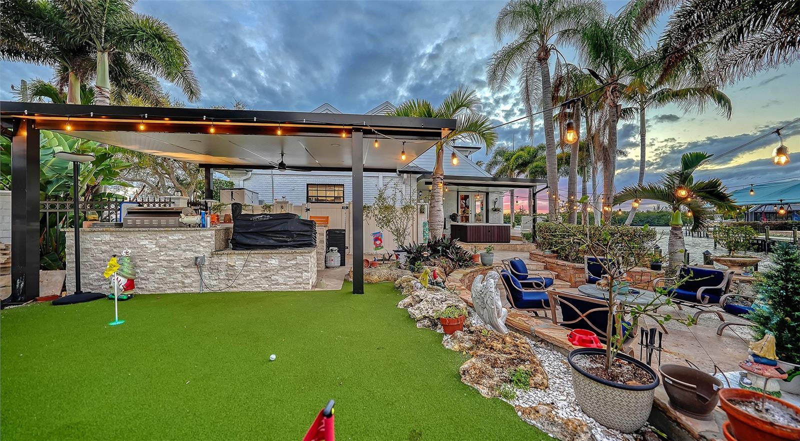 FLAMINGO CAY SECOND UNIT - Residential