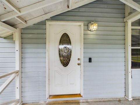 A home in EAST PALATKA