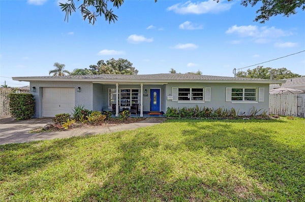 3606 W GRAY ST, TAMPA, FL 33609 - Image 4e06bf635aa3be3a73f8f140aab21764/2950848436