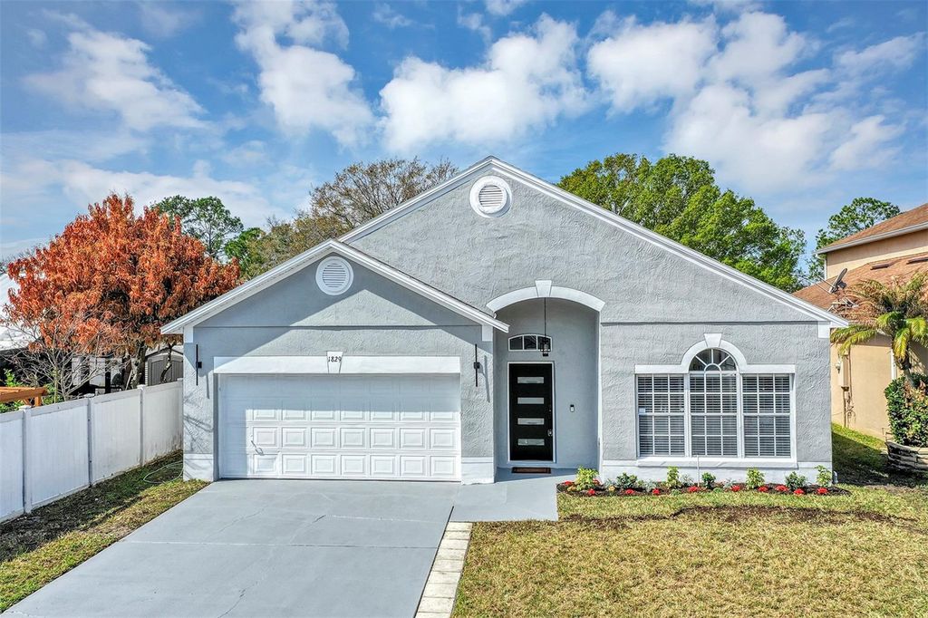 Photo of 1829 Snaresbrook Way, Orlando, FL 32837 (MLS # O6386203)