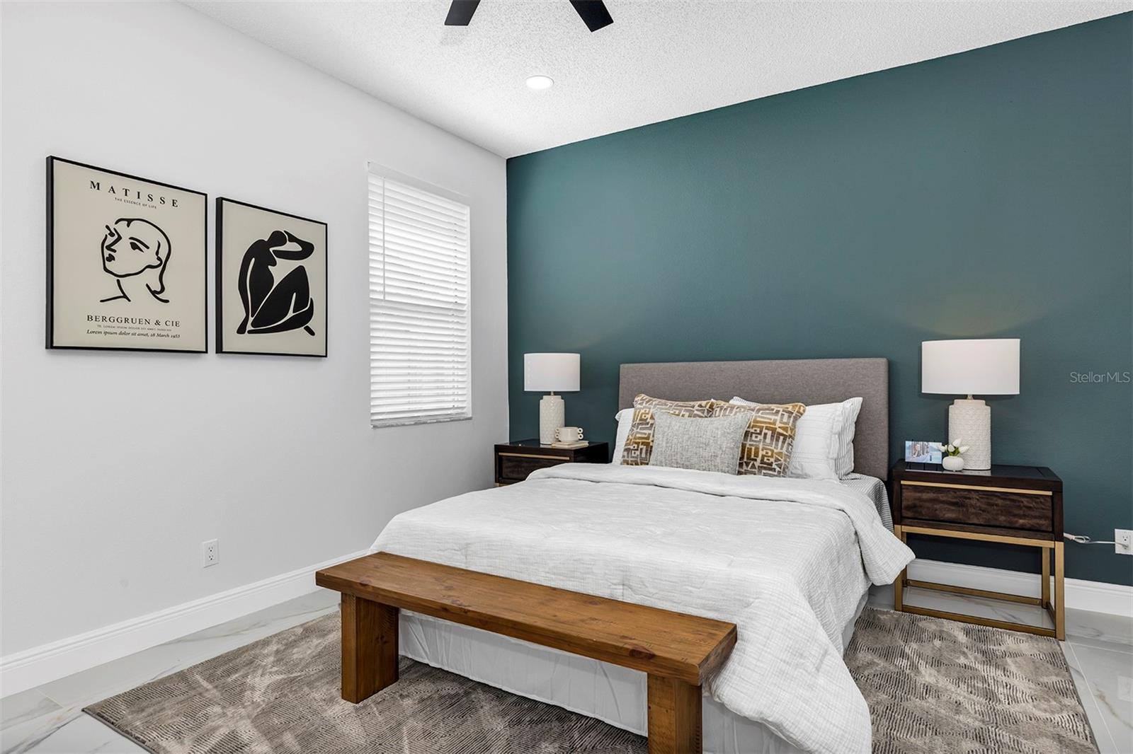 1829 SNARESBROOK WAY