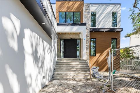 Photo of 4709 W Estrella Street, Tampa, FL 33629 (MLS # TB8452908)