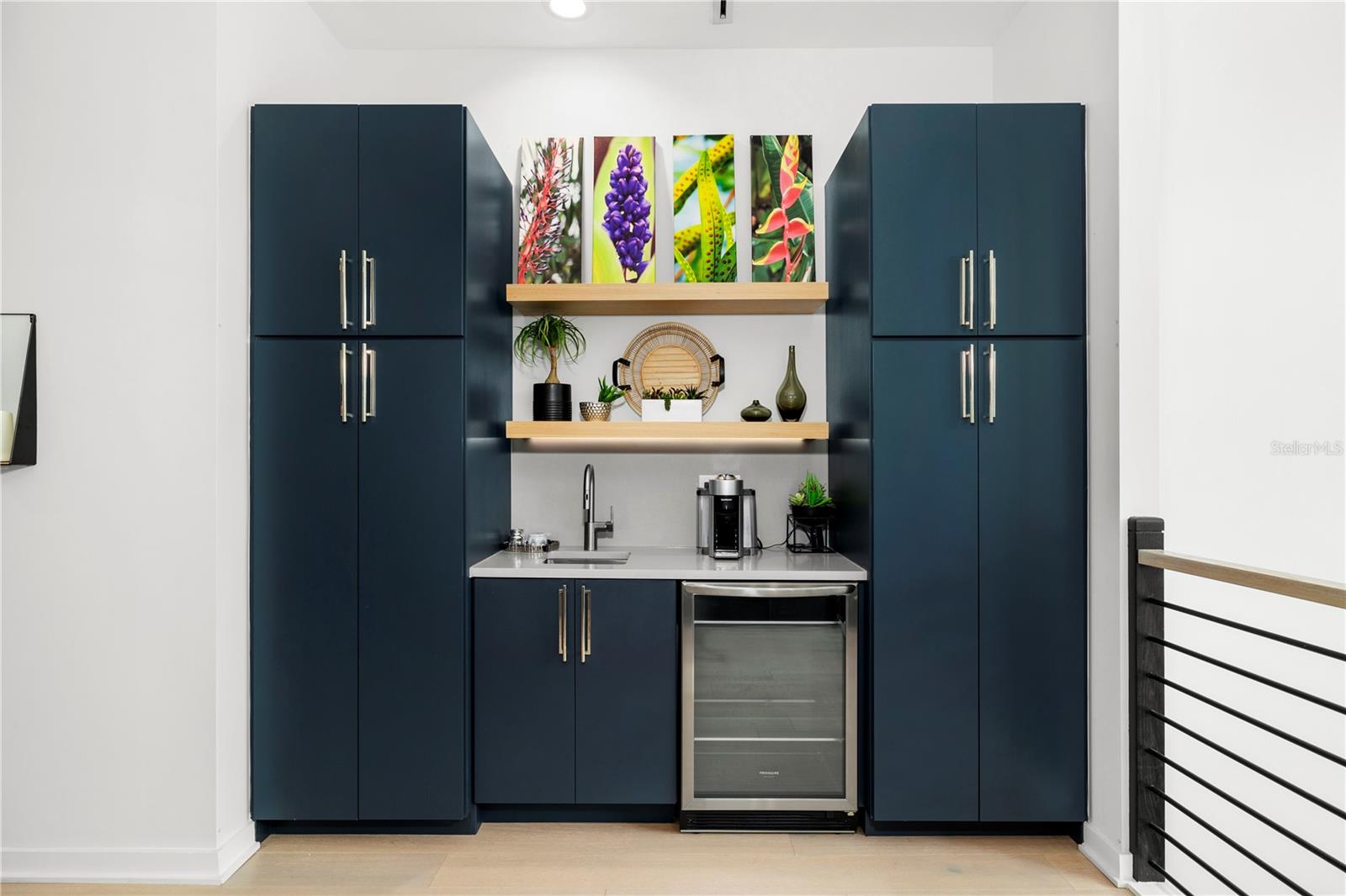 HENDERSON BEACH - Residential