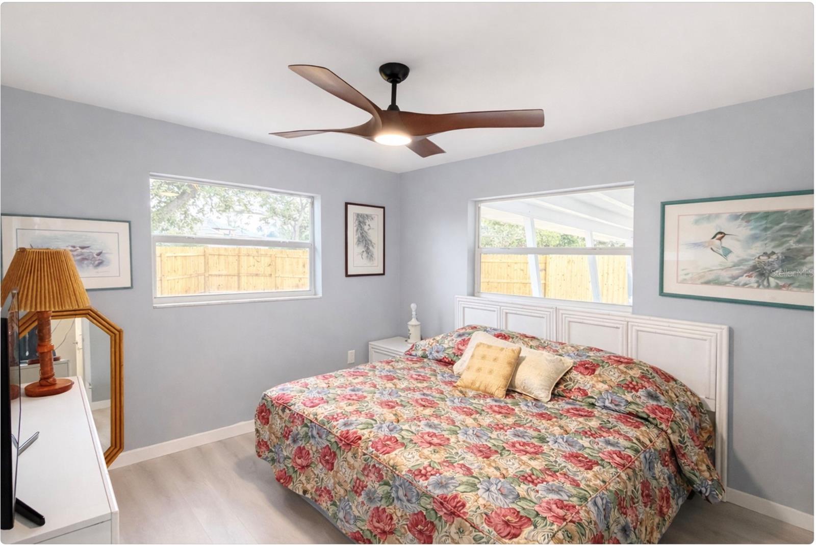 SOUTH VENICE - Residential