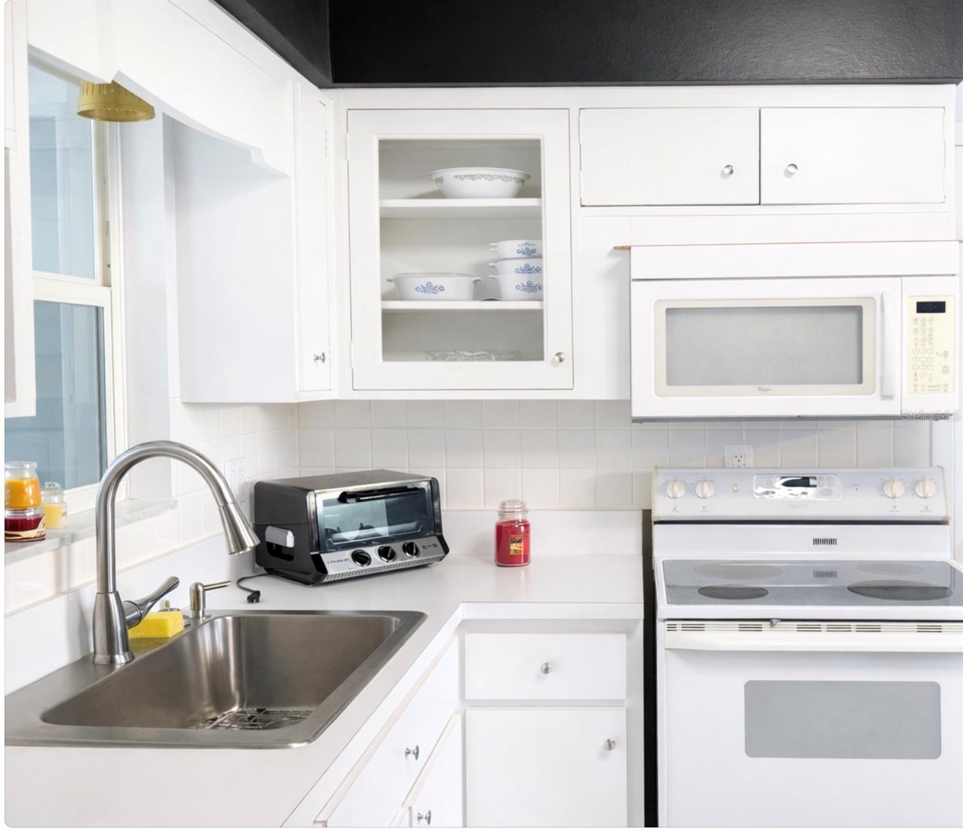 SOUTH VENICE - Residential