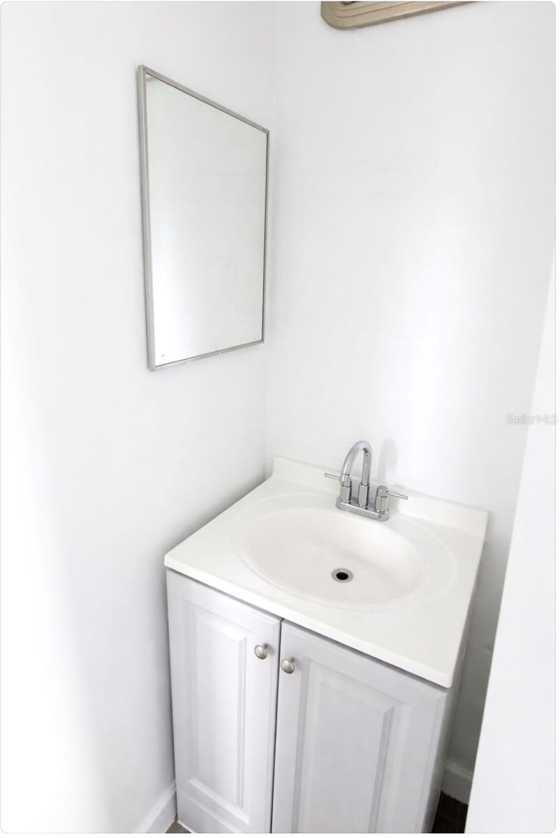 SOUTH VENICE - Residential