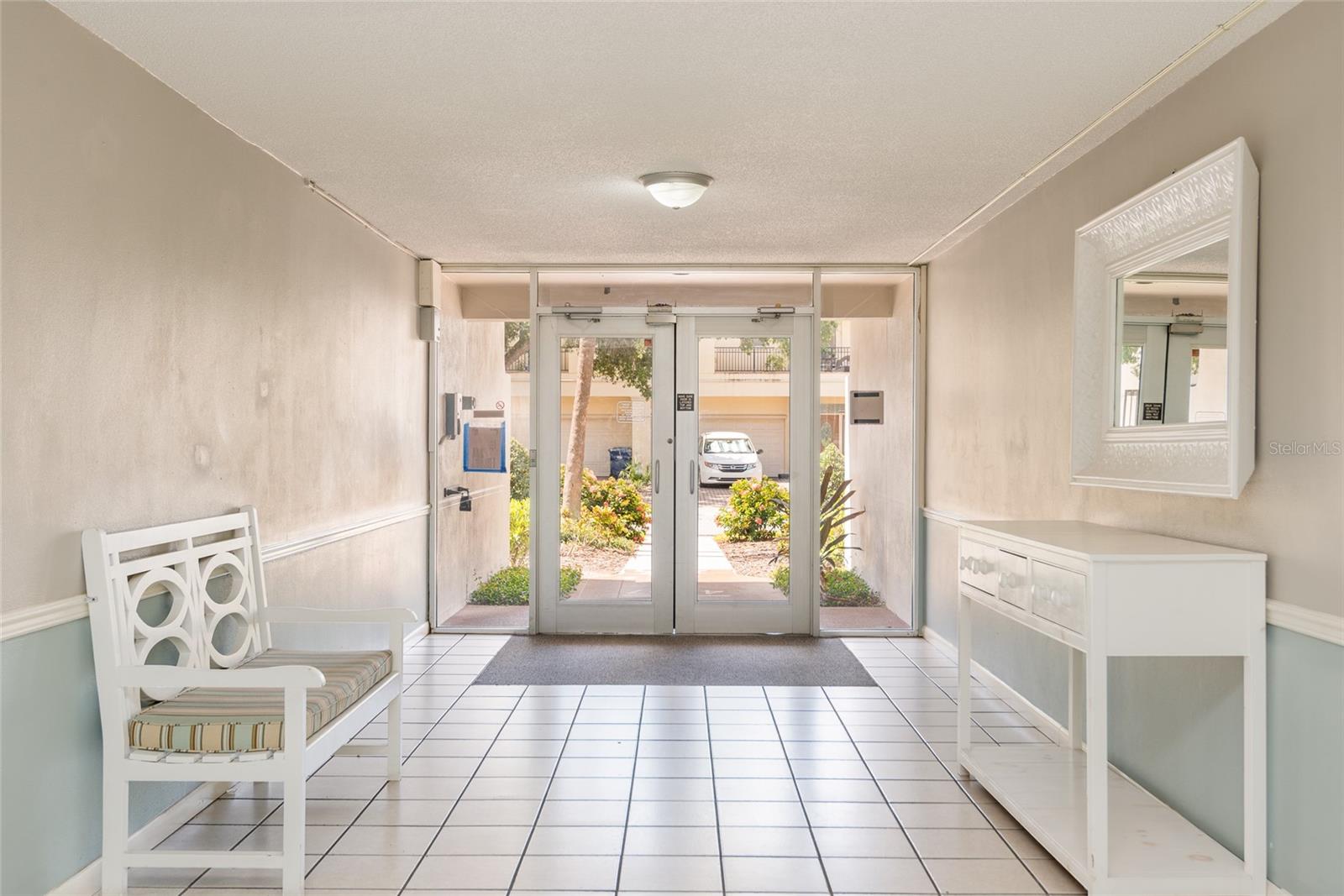 4607 W FIG STREET 208