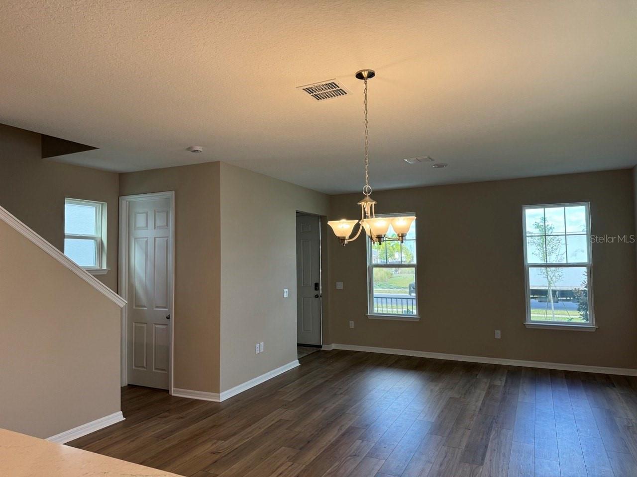 HIGHLAND RDG - Residential Lease