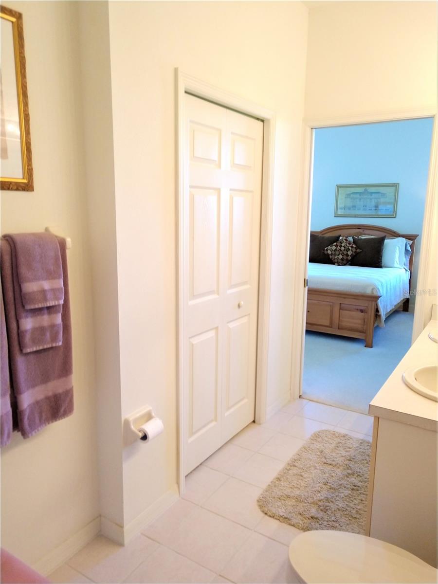 PELICAN POINTE GOLF & COUNTRY CLUB - Residential Lease